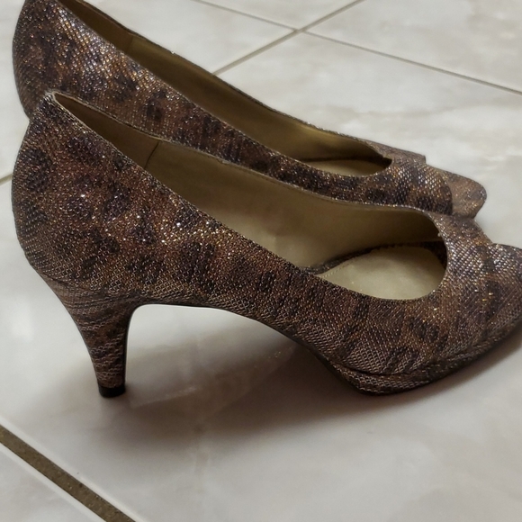 Bandolino Peep toe heel - Picture 2 of 5
